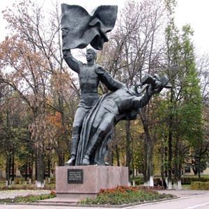 50 лет назад в г. Орле был открыт памятник комсомольцам Орловщины, геройски павшим в годы Великой Отечественной войны
