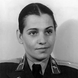 К 100-летию со дня рождения Марины Павловны Чечневой (1922-1984) – лётчицы, Героя Советского Союза