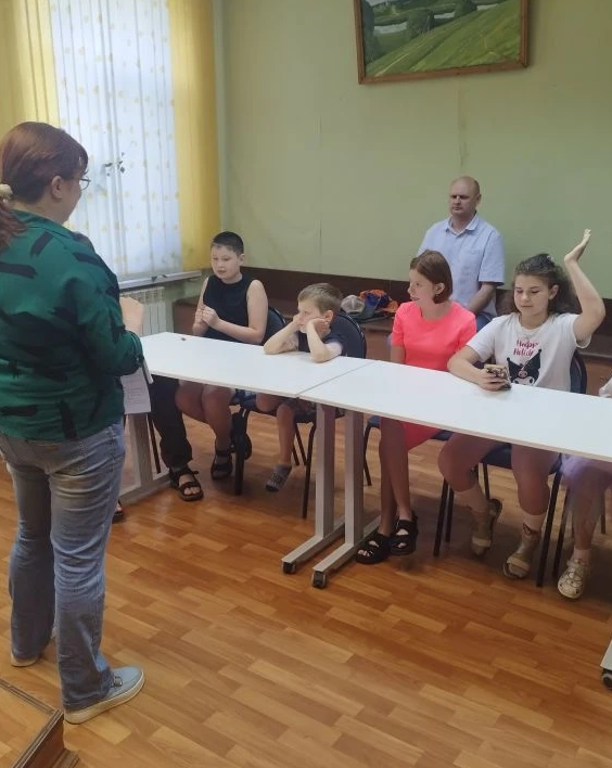 Дружно жить в многоликом мире.